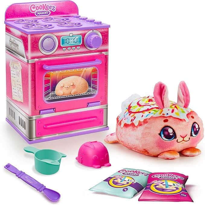 Cinnamon Treatz Oven – Interactive Bake & Reveal Oven Playset with Mystery Scented Plush (Cinnamon Pooch, Fondant Feline, or Strawberry Swirl), Mixing Tools, Dough, & Accessories, 5+